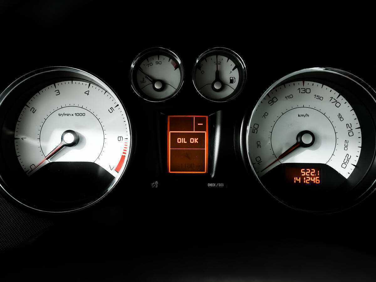 Peugeot 308, 2010 Фото №10