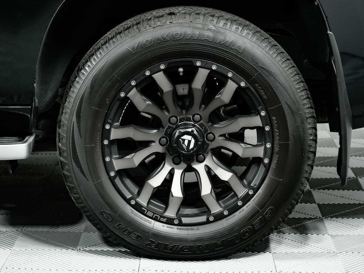 Toyota Land Cruiser Prado, 2015 Фото №14