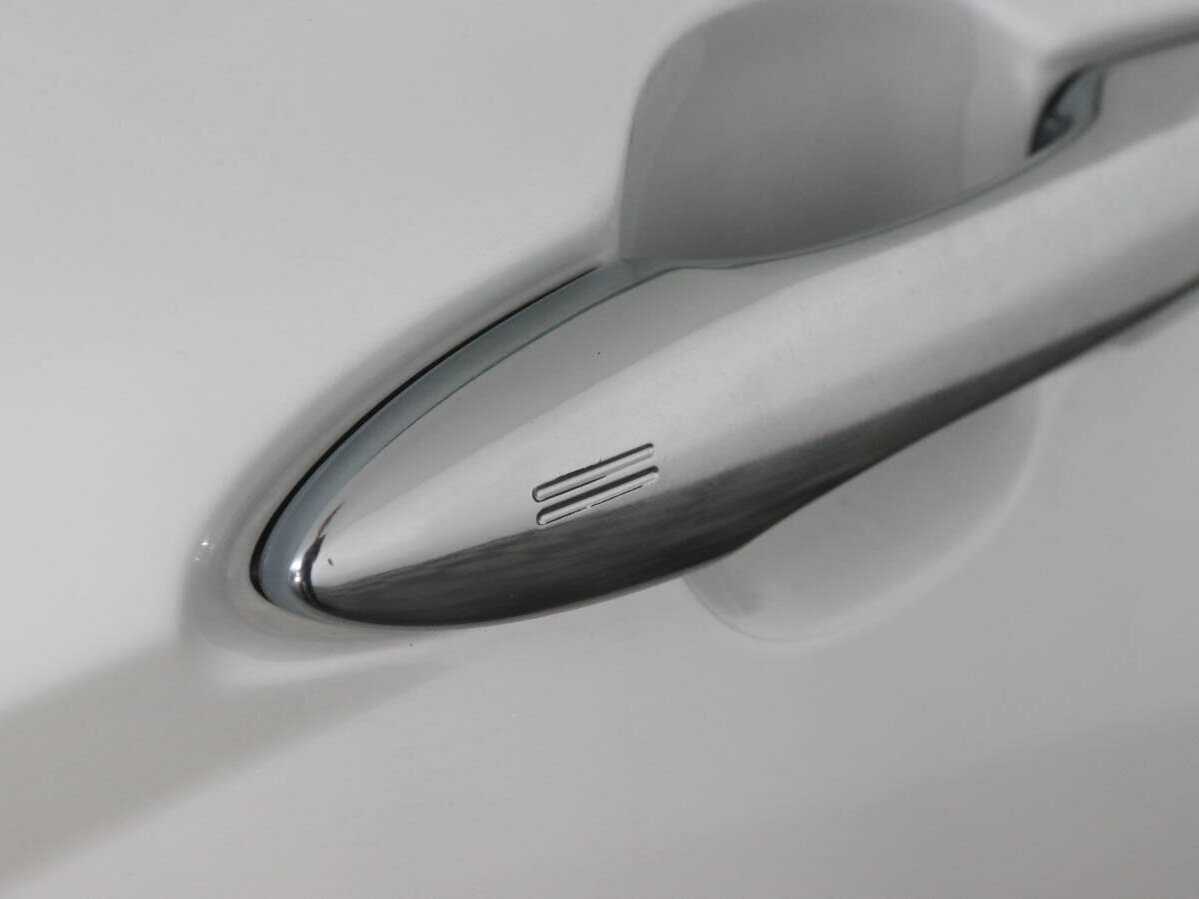 Toyota Camry, 2019 Фото №14