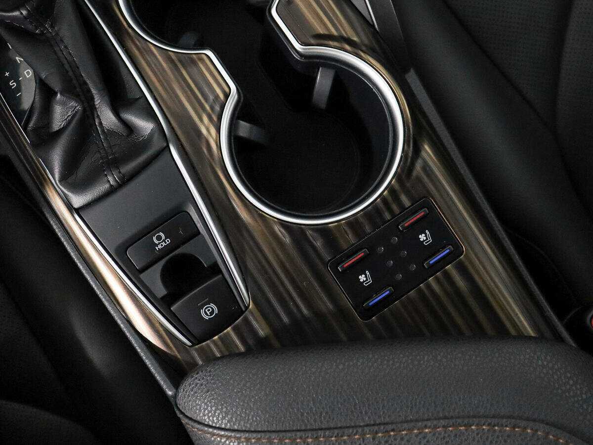 Toyota Camry, 2019 Фото №12