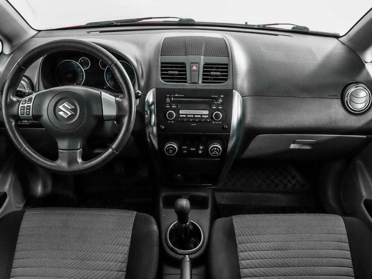 Suzuki SX4, 2010 Фото №13