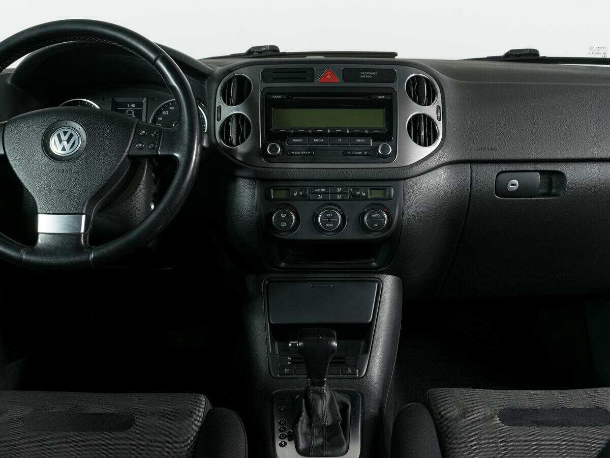 Volkswagen Tiguan, 2009 Фото №9