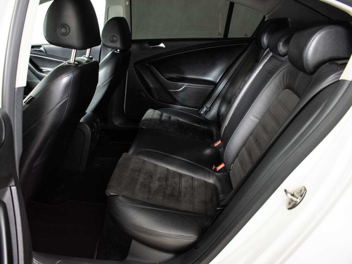 Volkswagen Passat, 2010 Фото №10