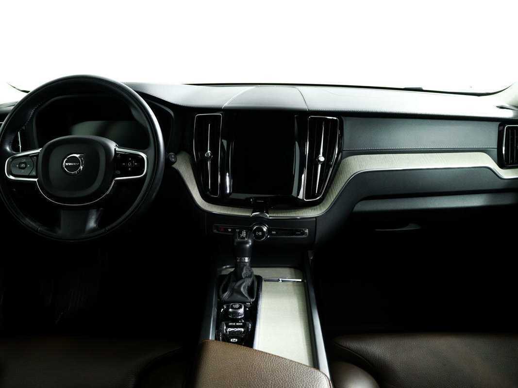 Volvo XC60, 2019 Фото №9