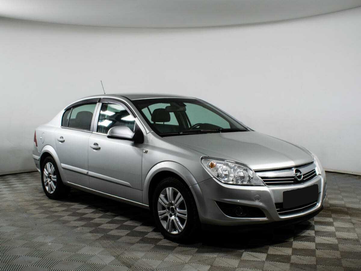 Opel Astra, 2010 Фото №3