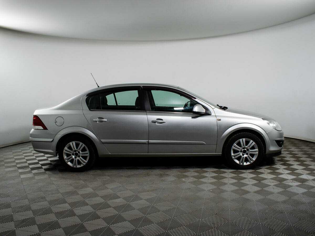 Opel Astra, 2010 Фото №4