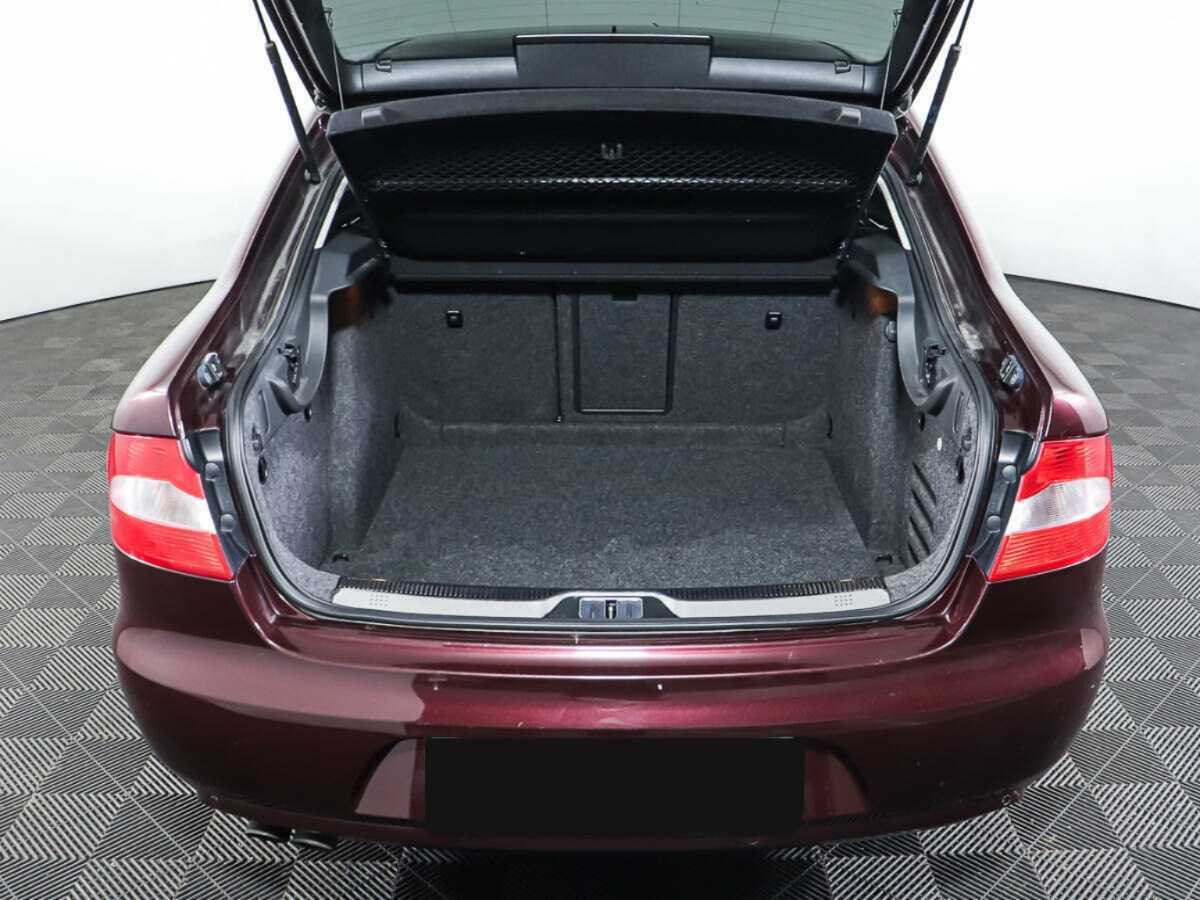 Skoda Superb, 2010 Фото №11