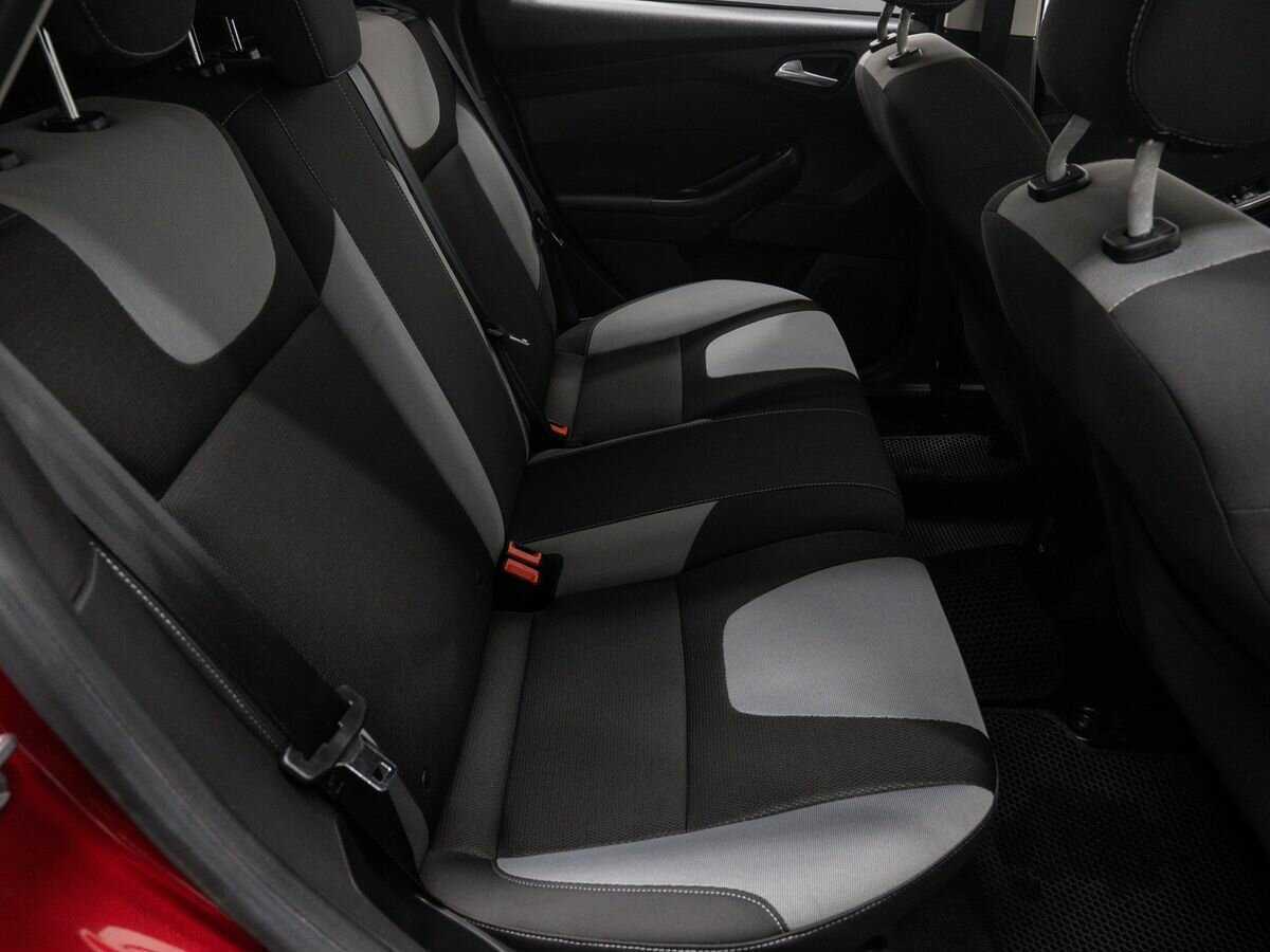 Ford Focus, 2011 Фото №9