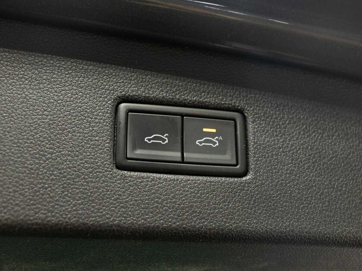 Volkswagen Tiguan, 2021 Фото №23