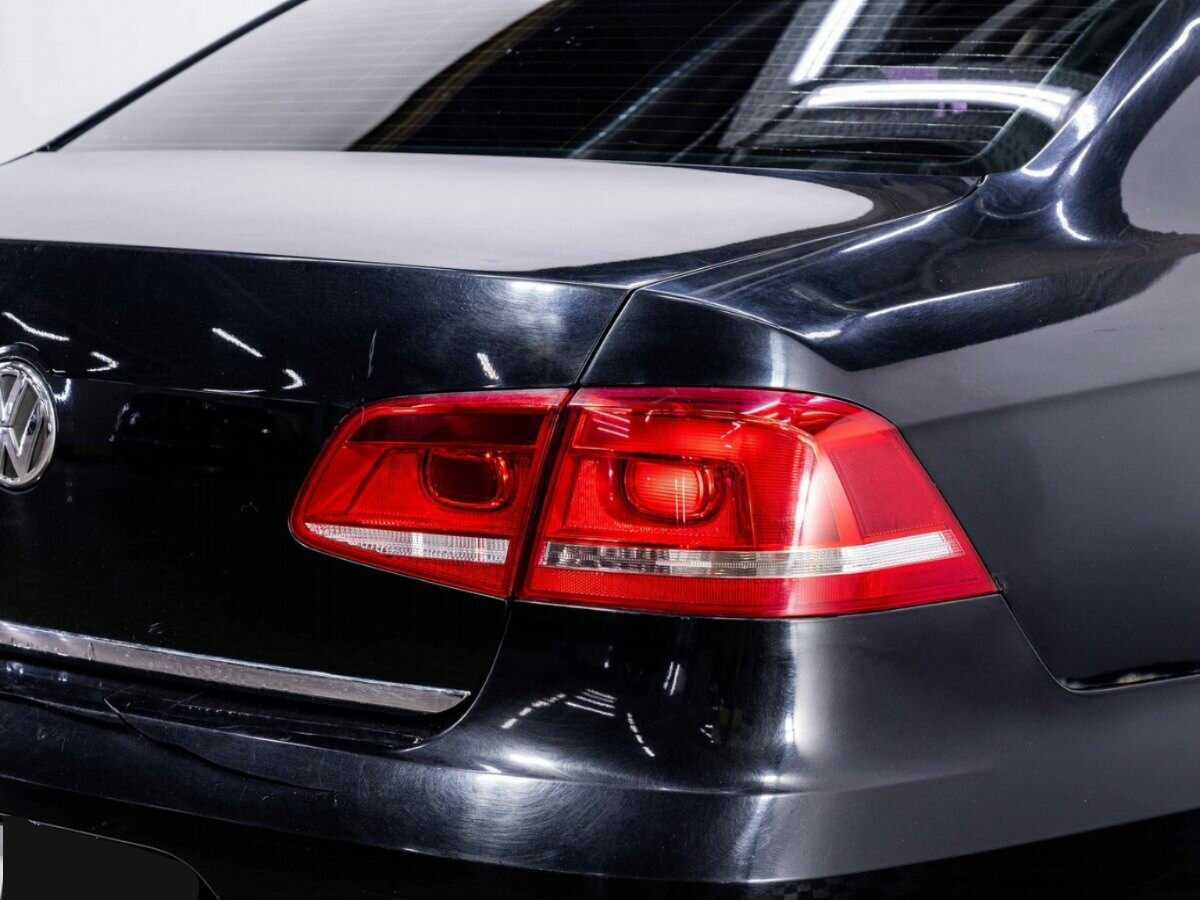 Volkswagen Passat, 2011 Фото №26