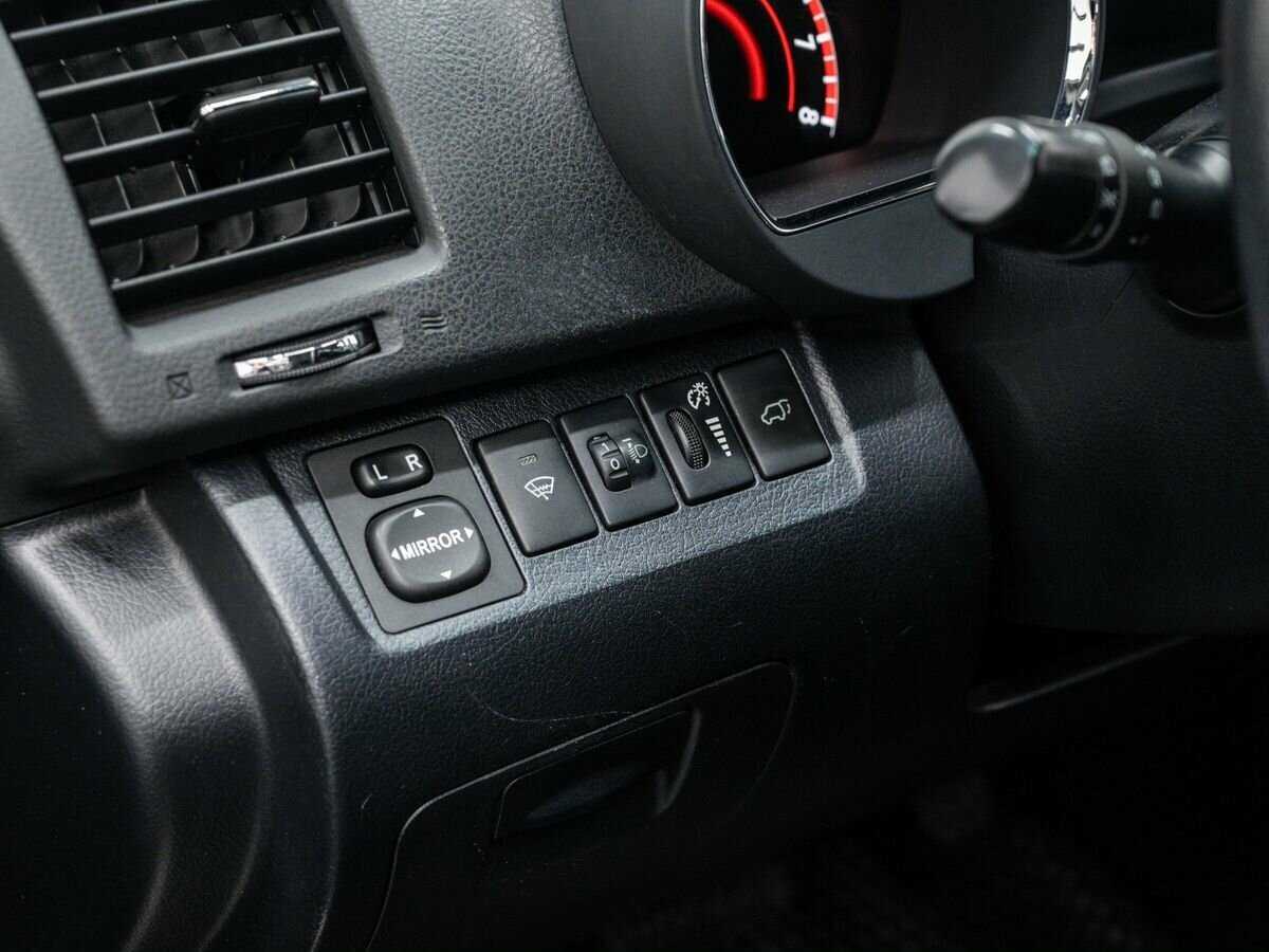 Toyota Highlander, 2012 Фото №17