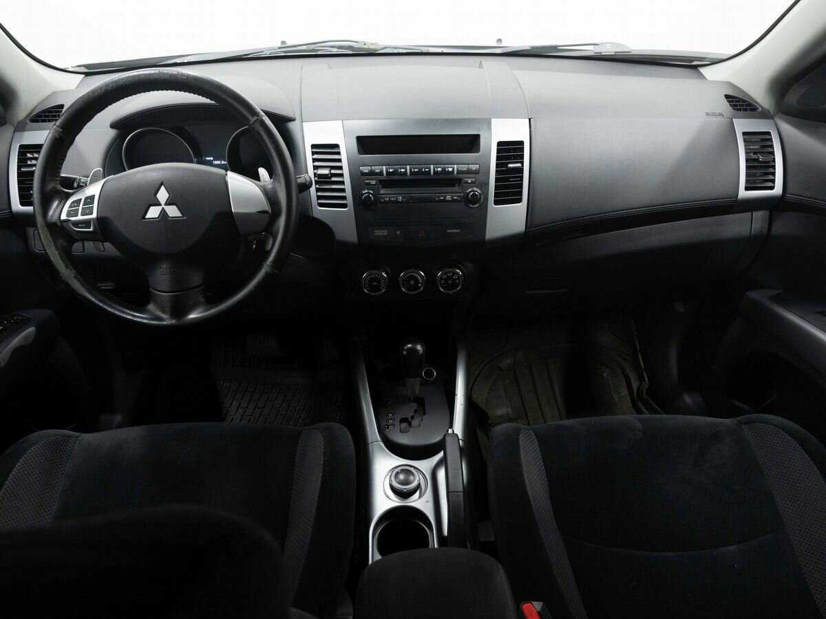 Mitsubishi Outlander, 2011 Фото №13