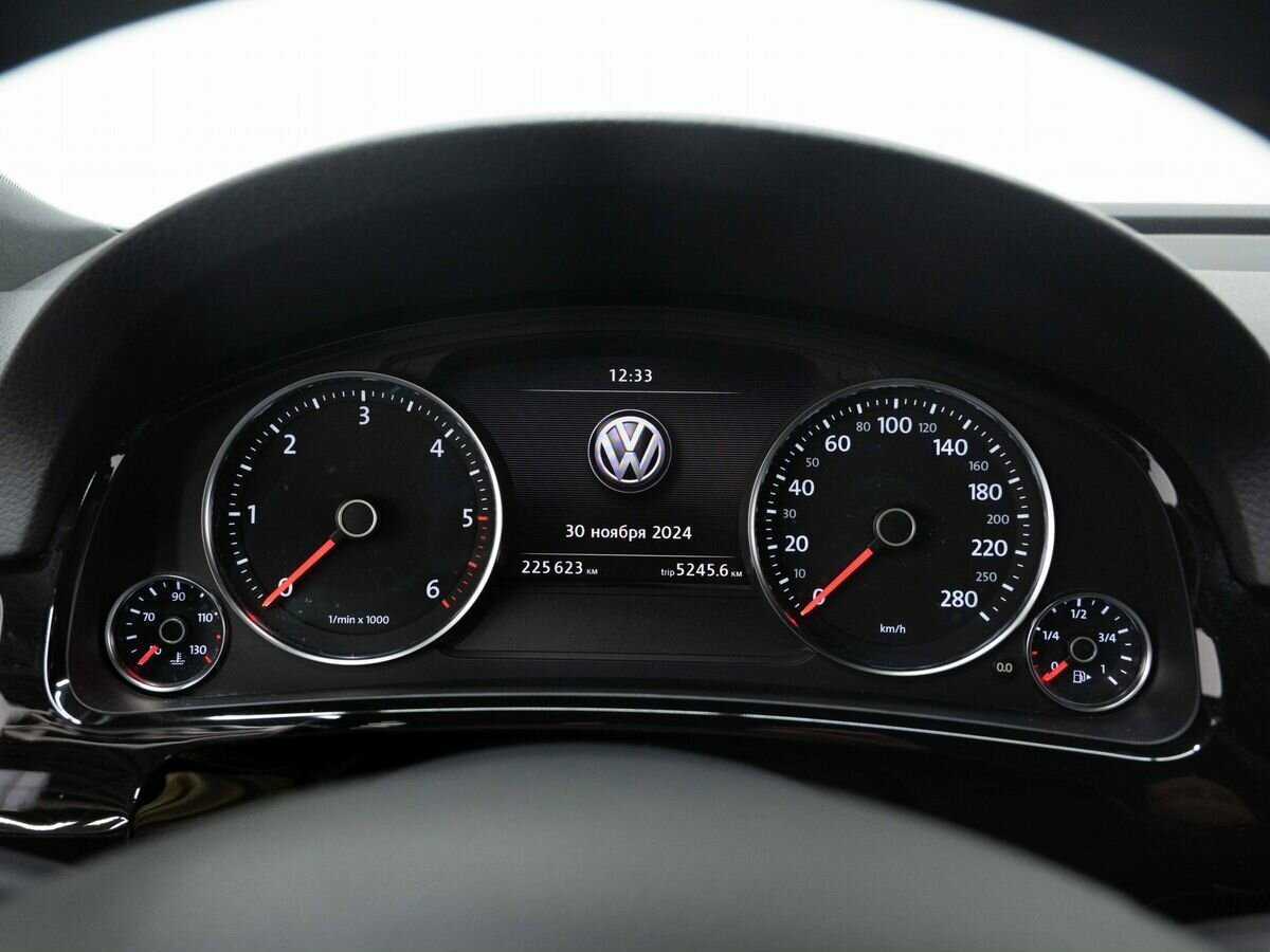 Volkswagen Touareg, 2017 Фото №18