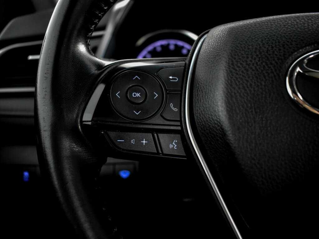 Toyota Camry, 2021 Фото №18