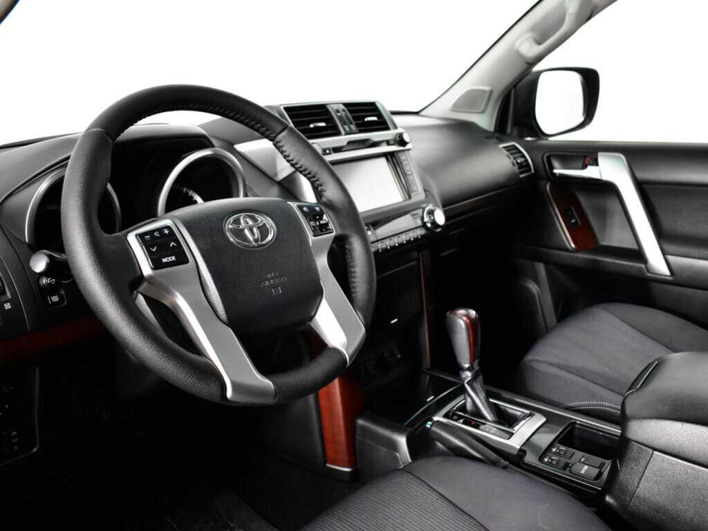 Toyota Land Cruiser Prado, 2017 Фото №13