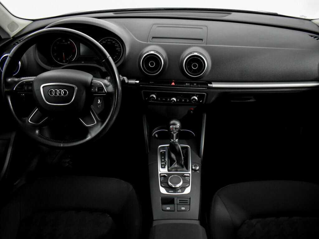 Audi A3 Sportback, 2013 Фото №14