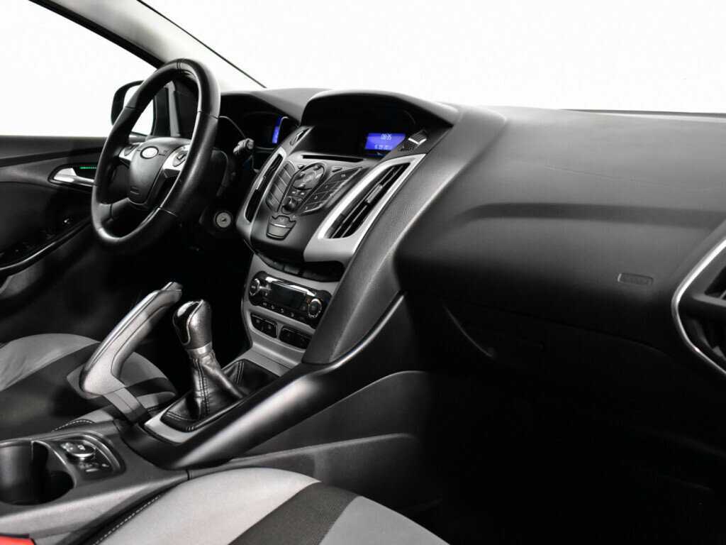 Ford Focus, 2011 Фото №9