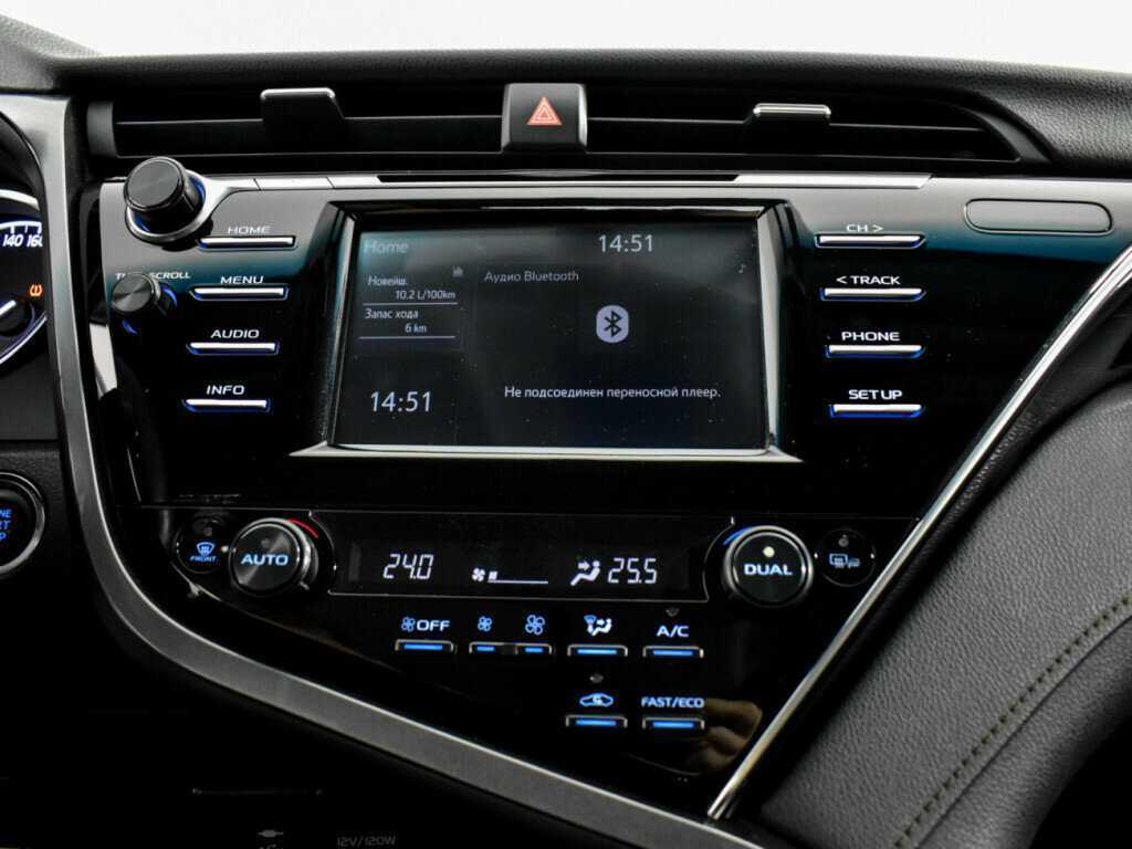 Toyota Camry, 2018 Фото №14