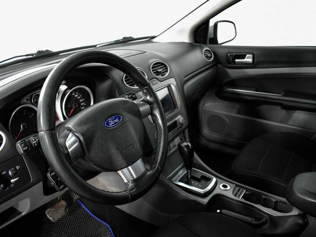Ford Focus, 2010 Фото №9