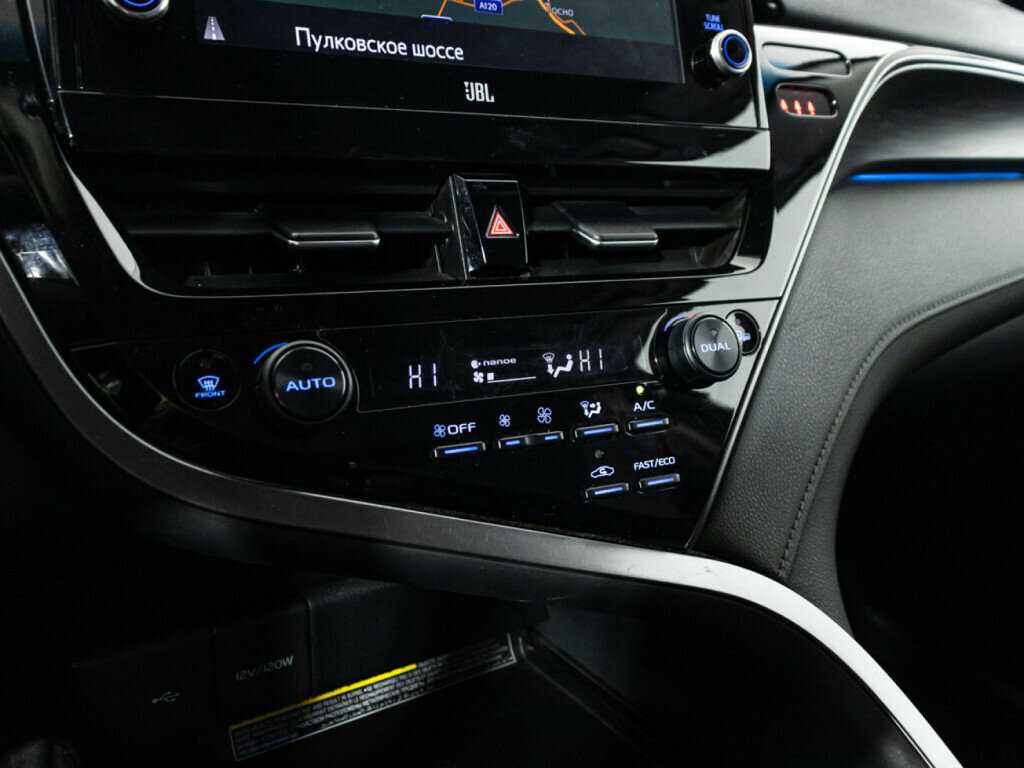 Toyota Camry, 2021 Фото №17