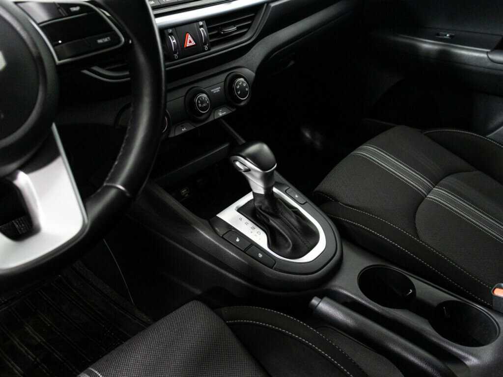 Kia Cerato, 2022 Фото №18