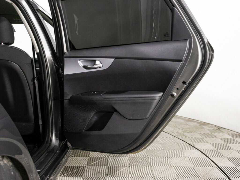 Kia Cerato, 2022 Фото №25