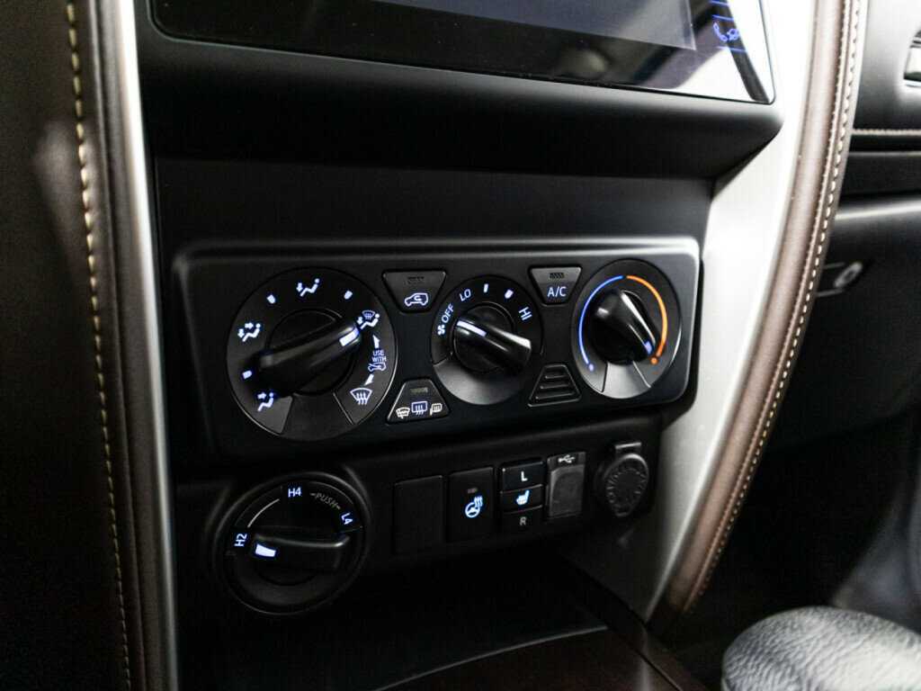 Toyota Fortuner, 2019 Фото №19