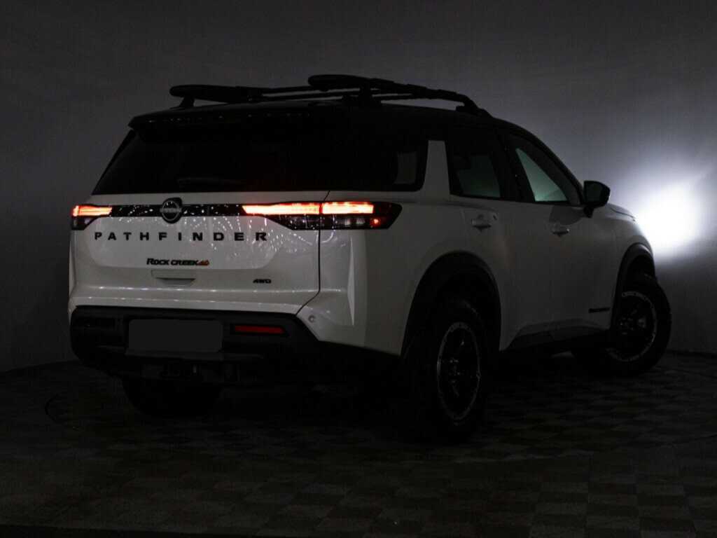 Nissan Pathfinder, 2023 Фото №21