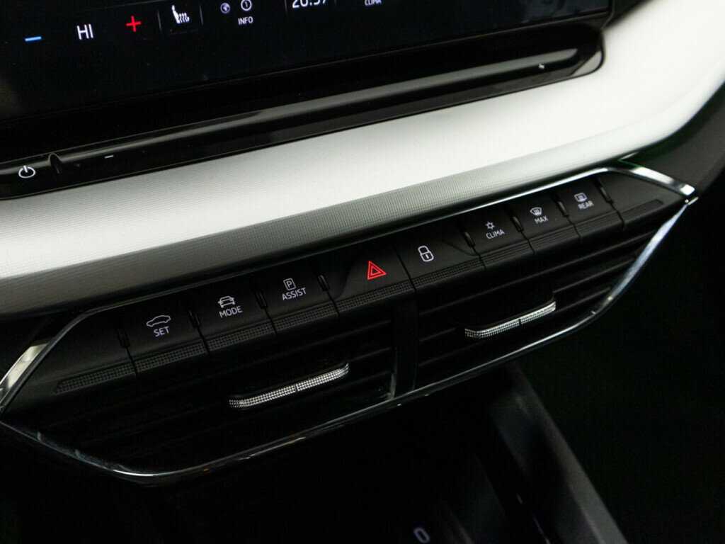 Skoda Octavia, 2021 Фото №17