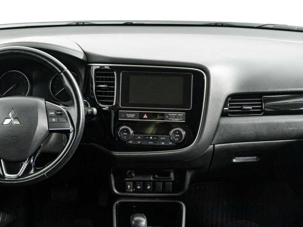 Mitsubishi Outlander, 2020 Фото №14