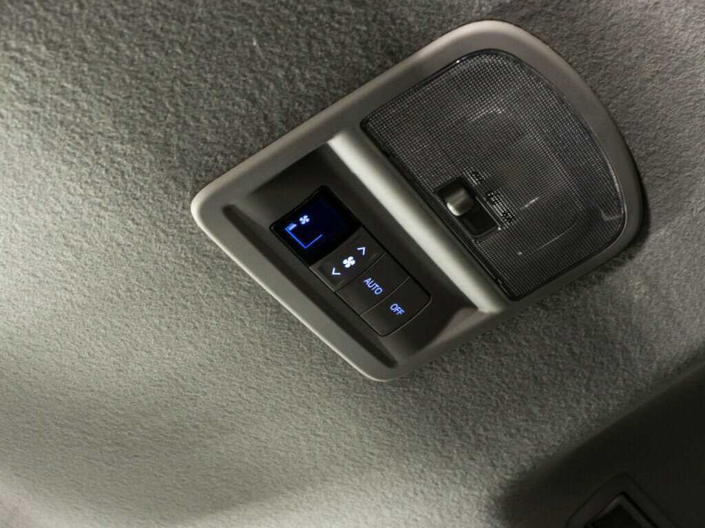 Toyota Fortuner, 2019 Фото №18