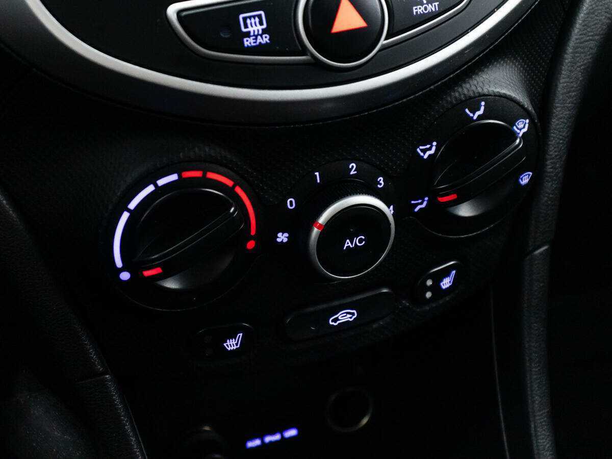 Hyundai Solaris, 2011 Фото №15