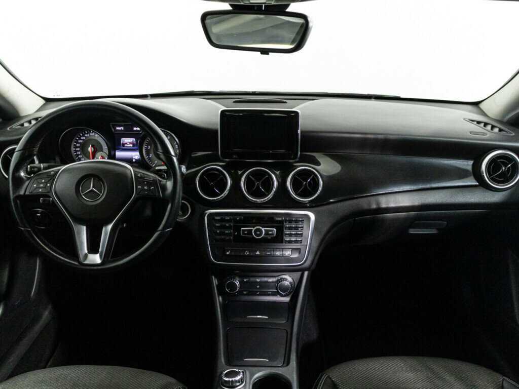 Mercedes-Benz CLA 200, 2013 Фото №13