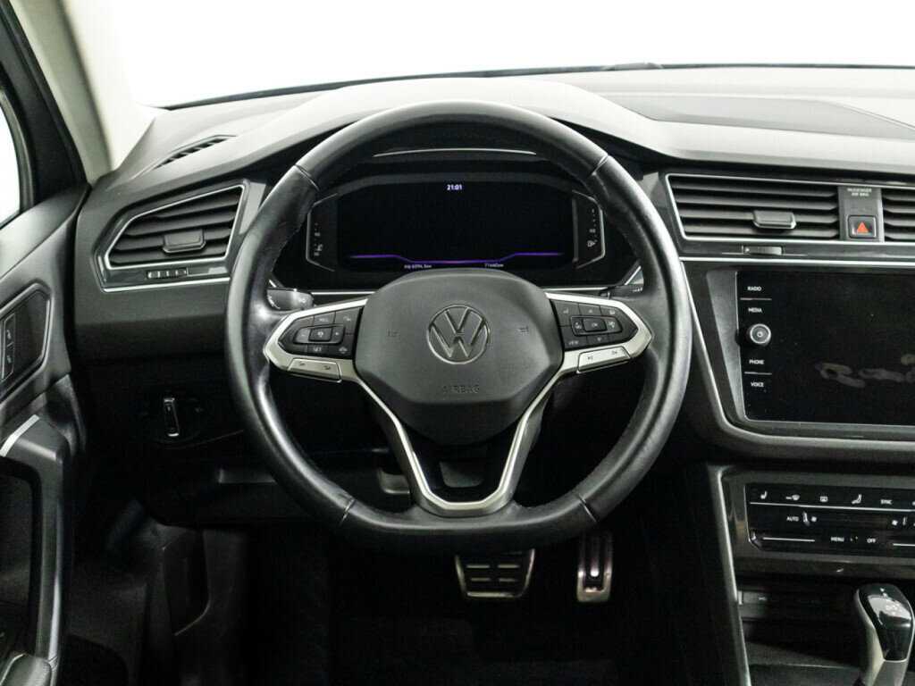 Volkswagen Tiguan, 2021 Фото №20
