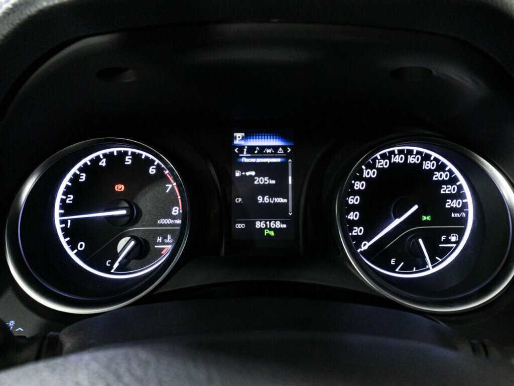 Toyota Camry, 2019 Фото №12