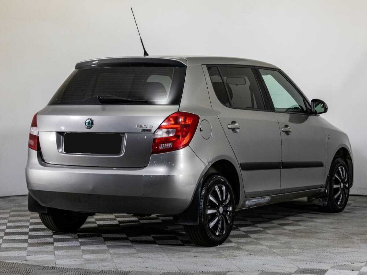Skoda Fabia, 2011 - 235 840 км. | Фото №5