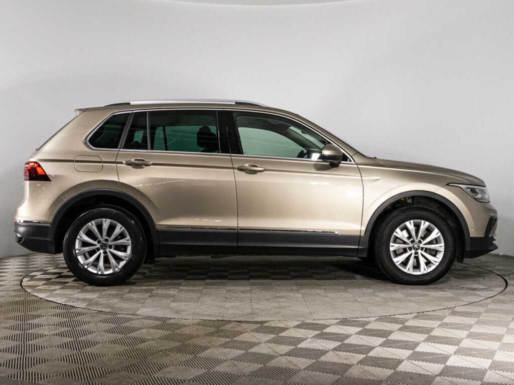 Volkswagen Tiguan, 2021 - 53 076 км. | Фото №4