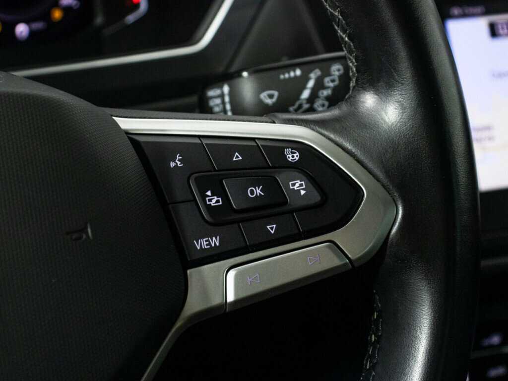 Volkswagen Tiguan, 2021 Фото №21