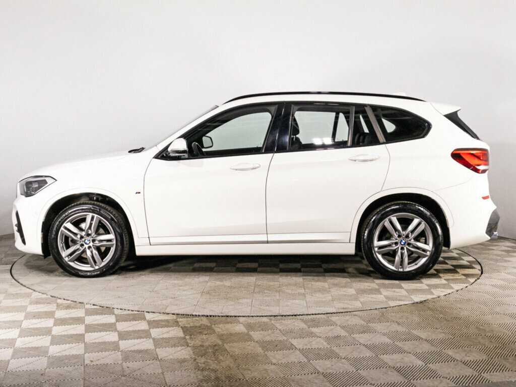 BMW X1 18d xDrive, 2021 Фото №8