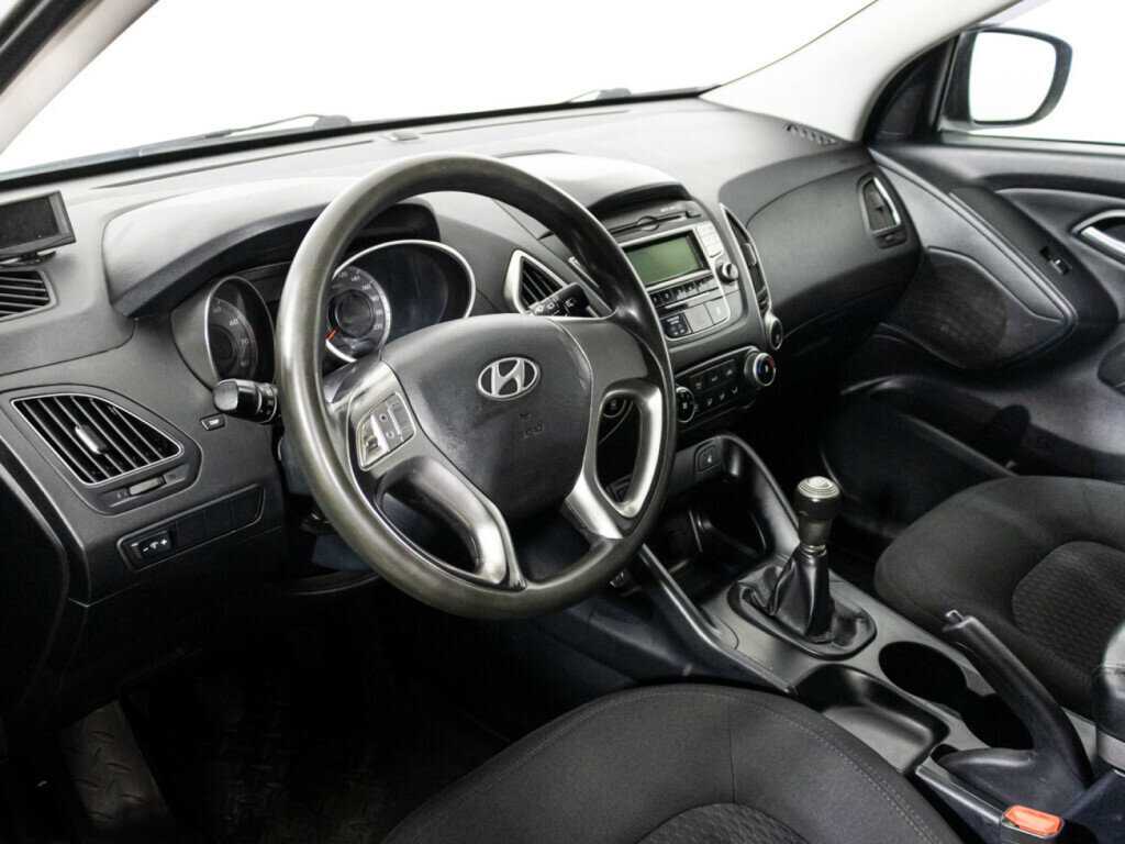Hyundai ix35, 2010 Фото №11