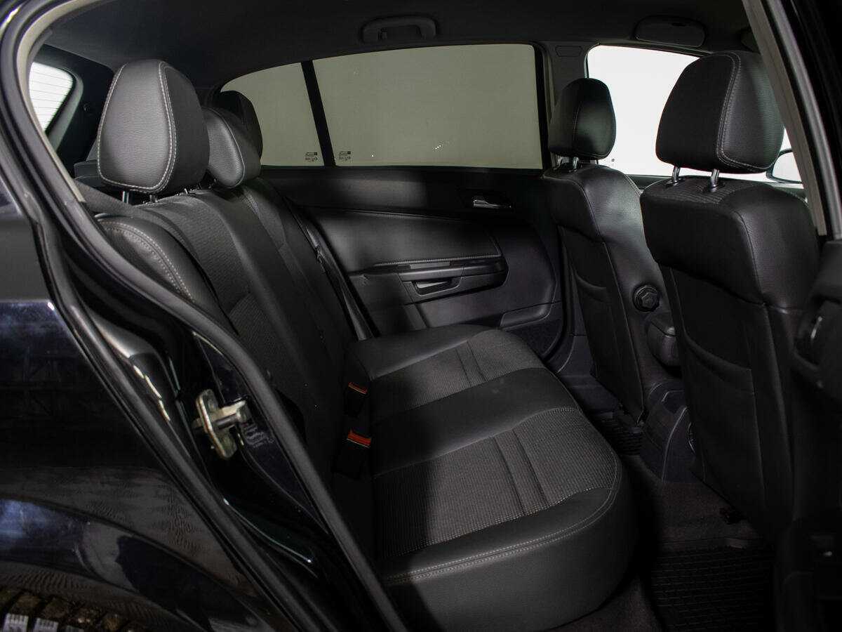 Opel Astra, 2006 - 218 035 км. | Фото №8