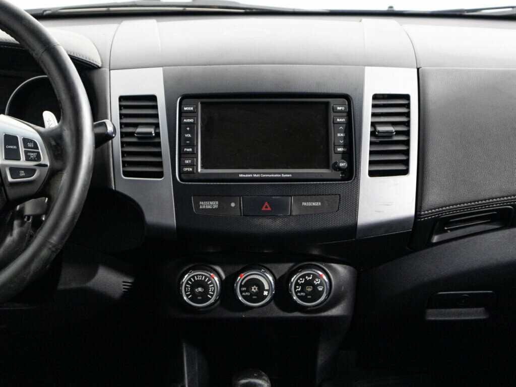 Mitsubishi Outlander, 2011 Фото №14