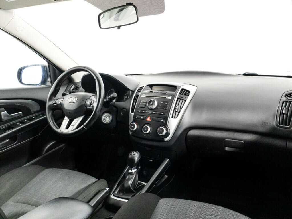 Kia Ceed, 2010 Фото №9