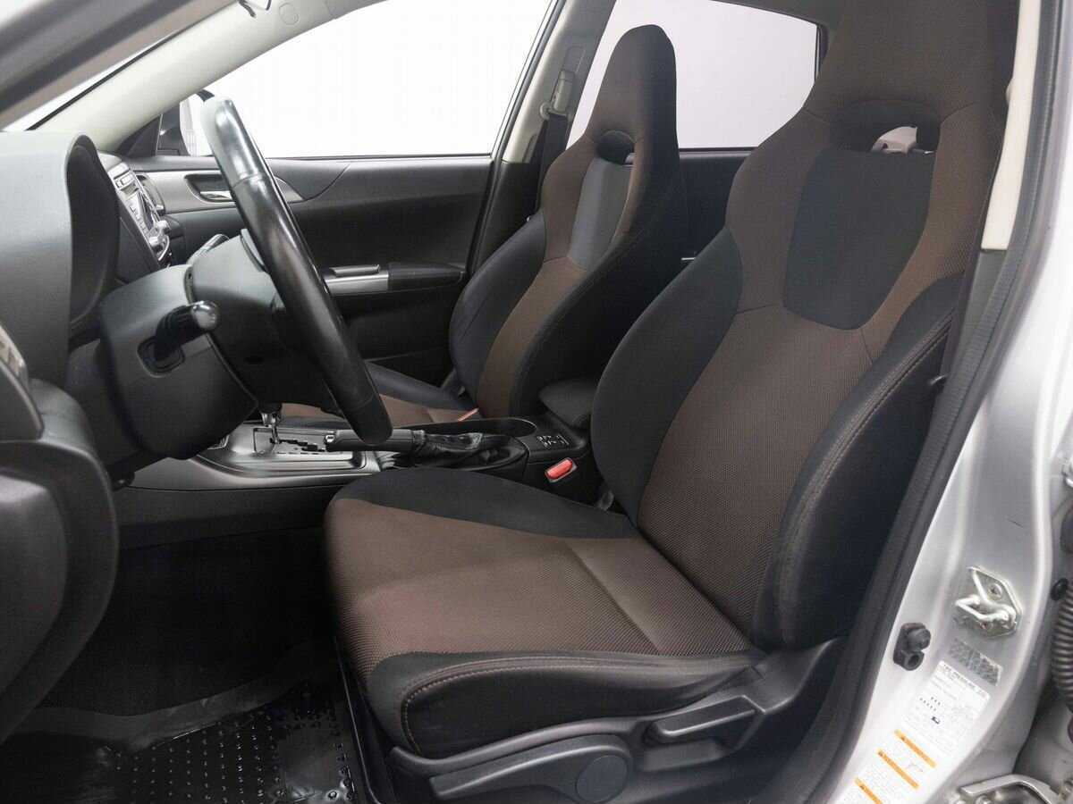 Subaru Impreza XV, 2010 Фото №10