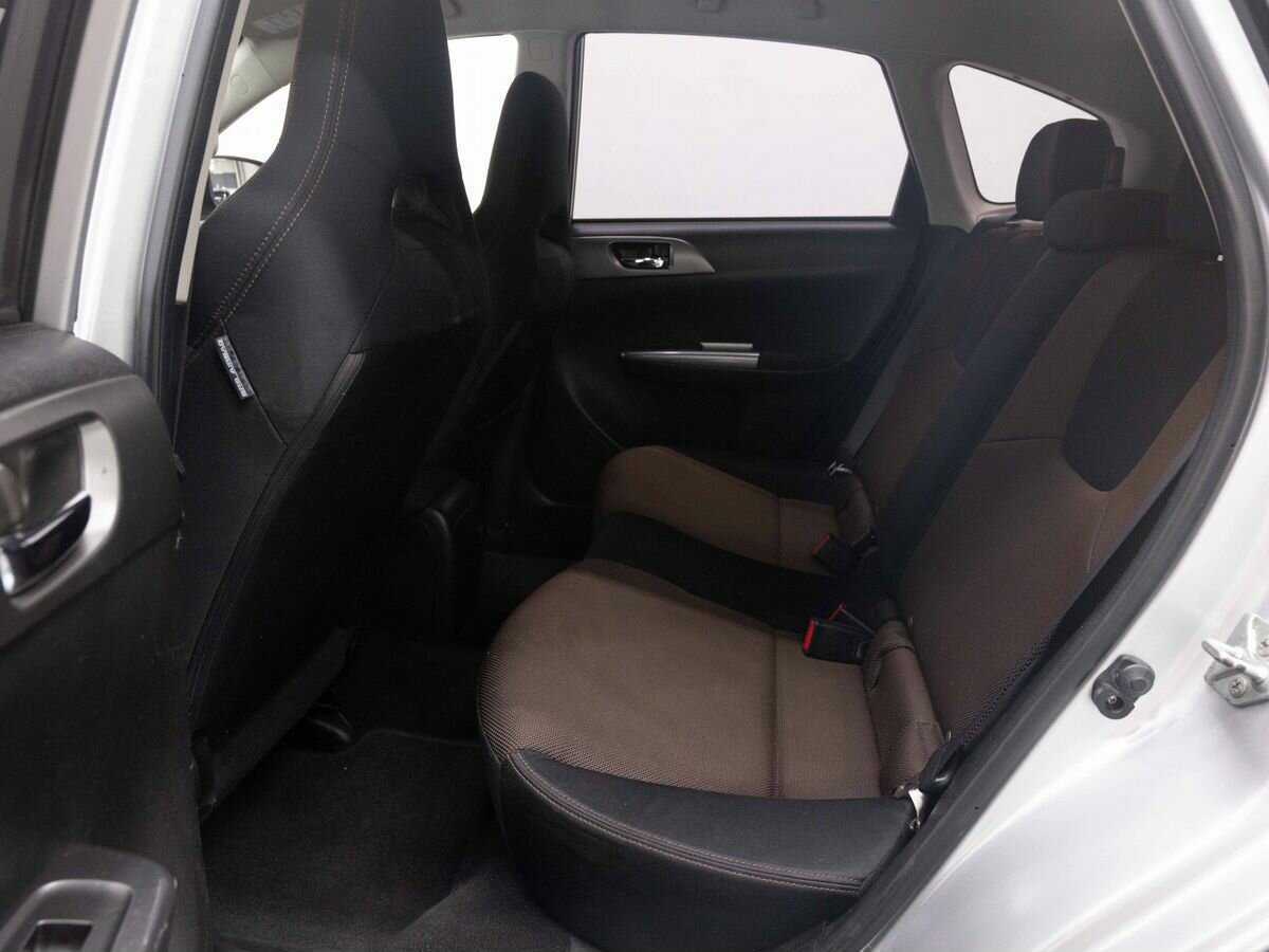 Subaru Impreza XV, 2010 Фото №11