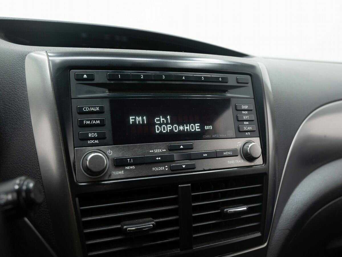 Subaru Impreza XV, 2010 Фото №19