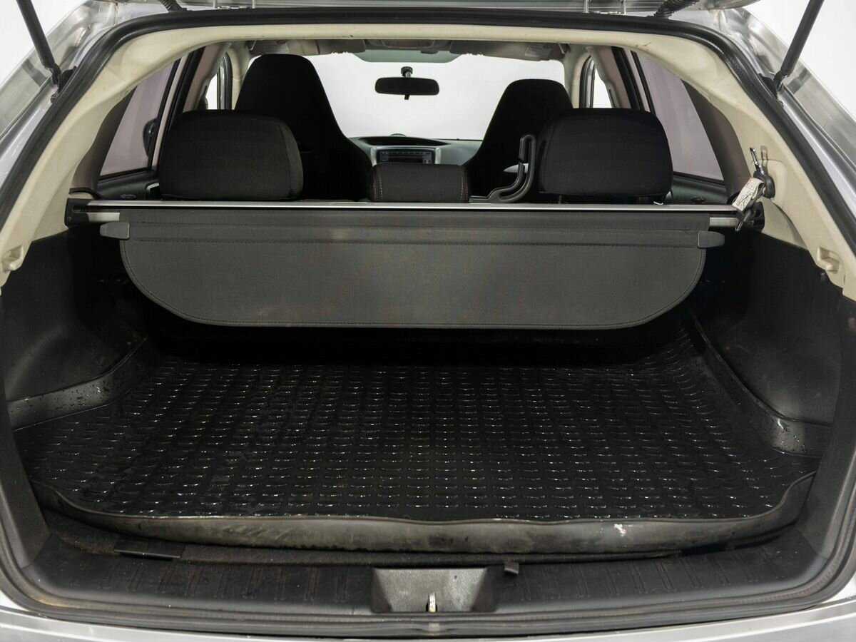 Subaru Impreza XV, 2010 Фото №22