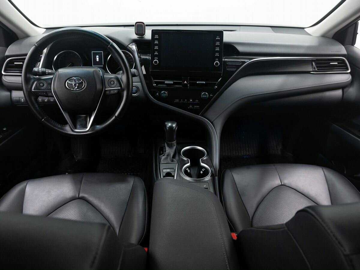Toyota Camry, 2021 Фото №15