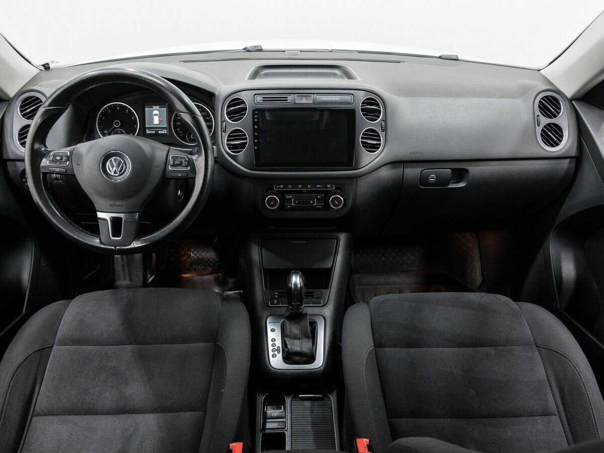 Volkswagen Tiguan, 2011 Фото №11
