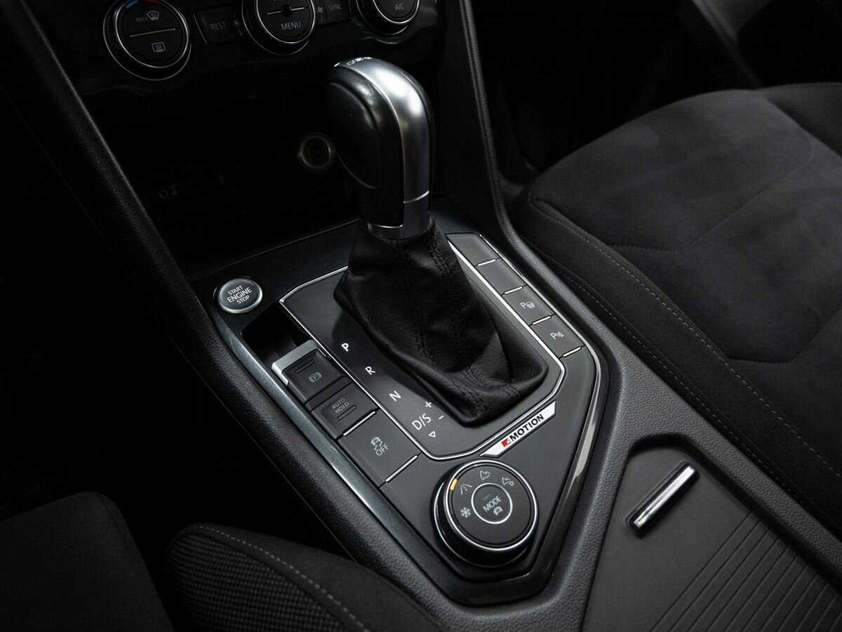 Volkswagen Tiguan, 2017 Фото №24